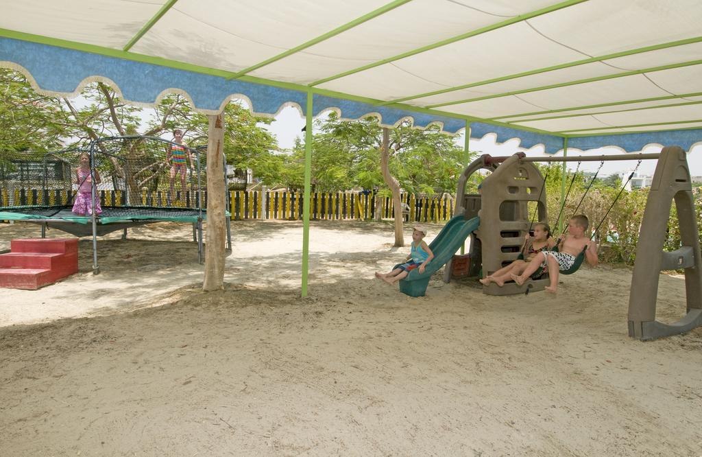 Dreams Beach Resort - Sharm El Sheikh ภายนอก รูปภาพ Playground at the zoo